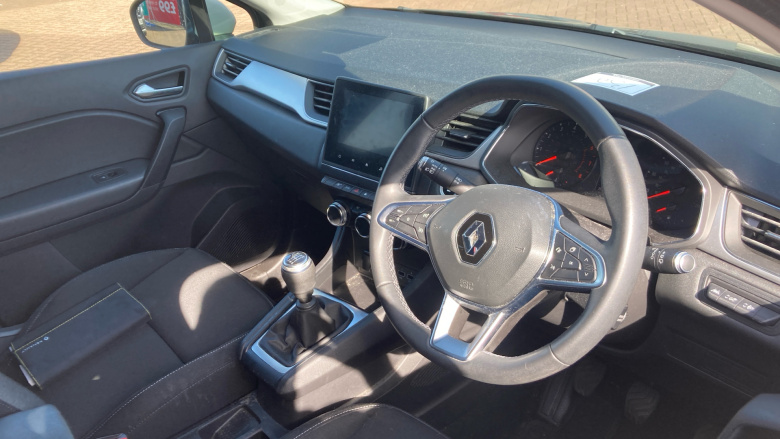 Renault Captur 1.3 TCE 130 Iconic 5dr Petrol Hatchback